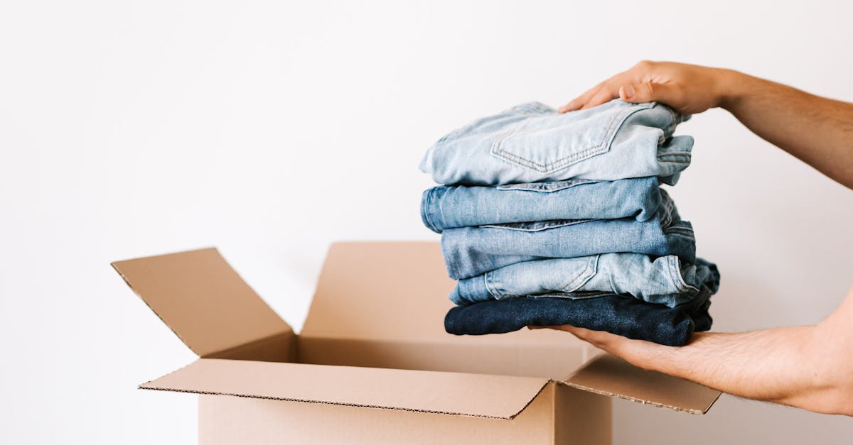 What does an investment service do?